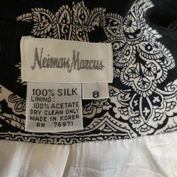 Neiman Marcus Black White Paisley 100% Silk Blazer Jacket Size 8 One Button - Picture 6 of 6